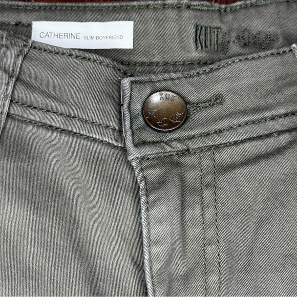 Kut From Cloth Catherine Slim Boyfriend Crop Capri Pants Army Green Size 4 EUC - Picture 7 of 12